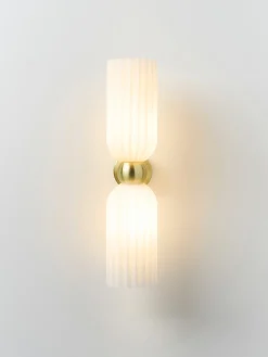 Applique con luce su e giù Antic