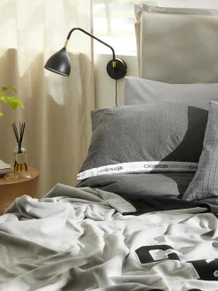 Applique grande orientabile con spina Valencia
