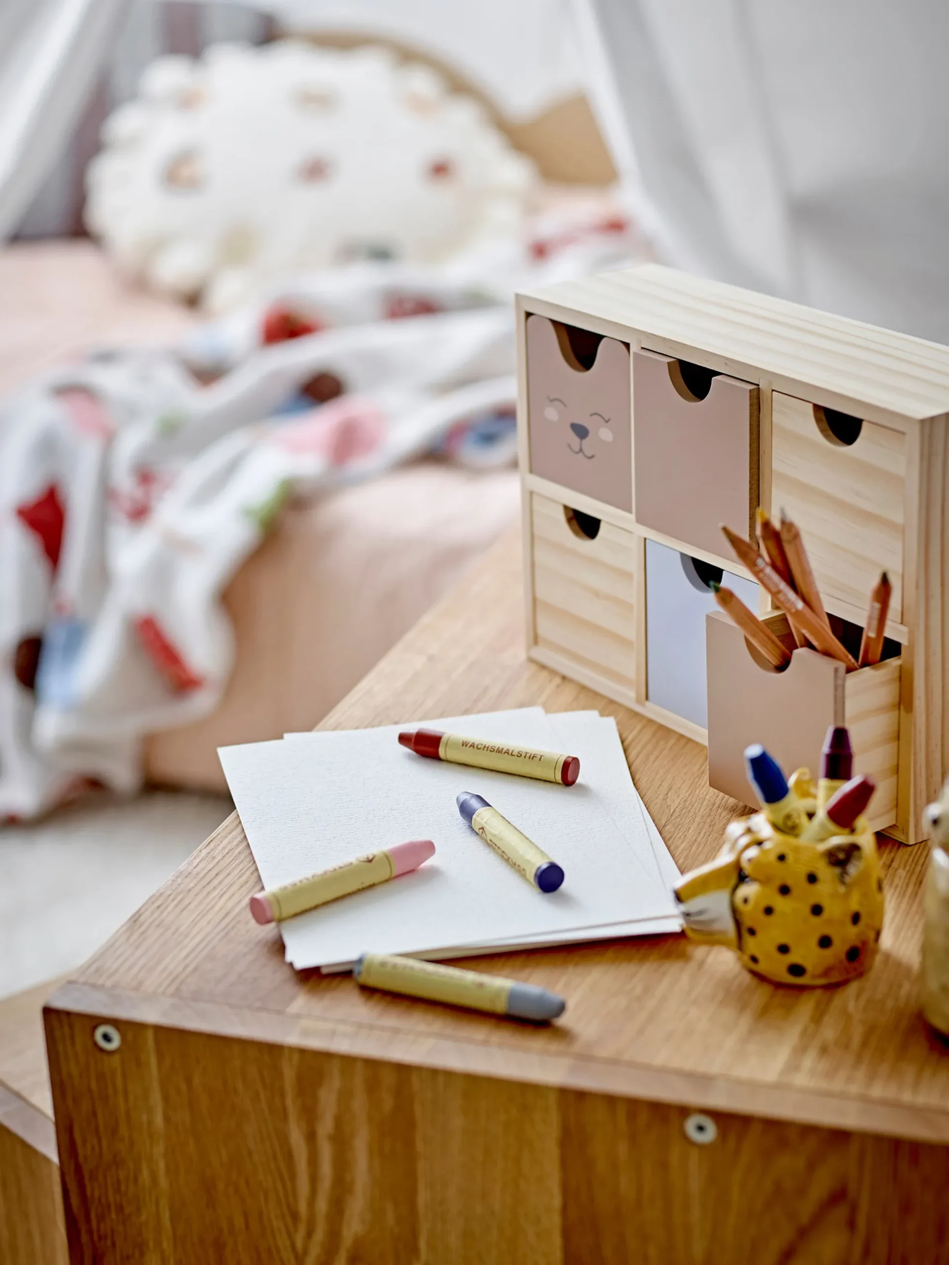 Armadietto per bambini in legno di pino Calle