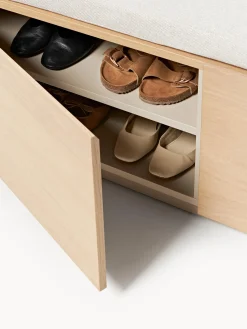 Armadio in legno Larsen
