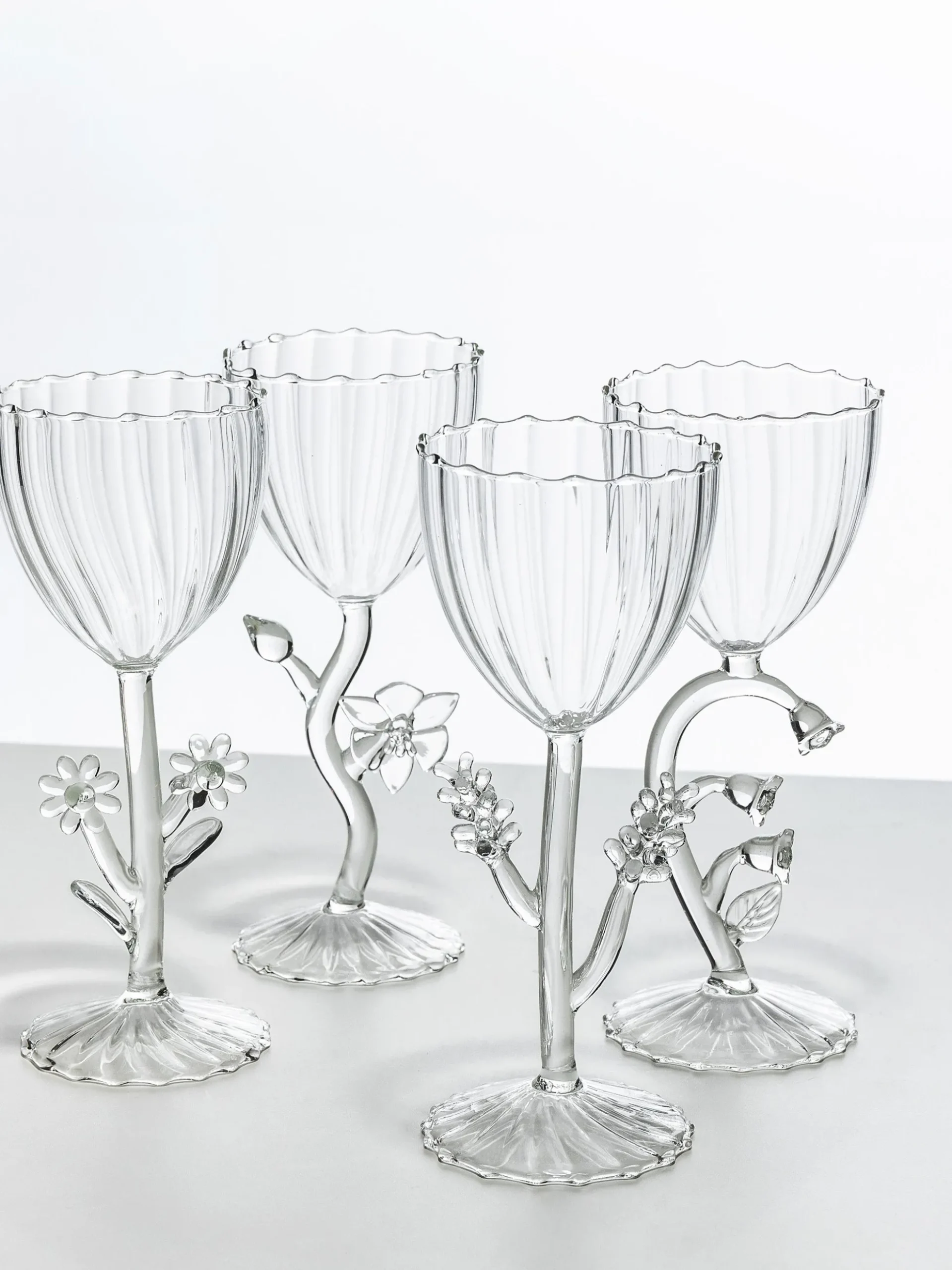 Bicchiere da vino fatto a mano in vetro borosilicato Botanica