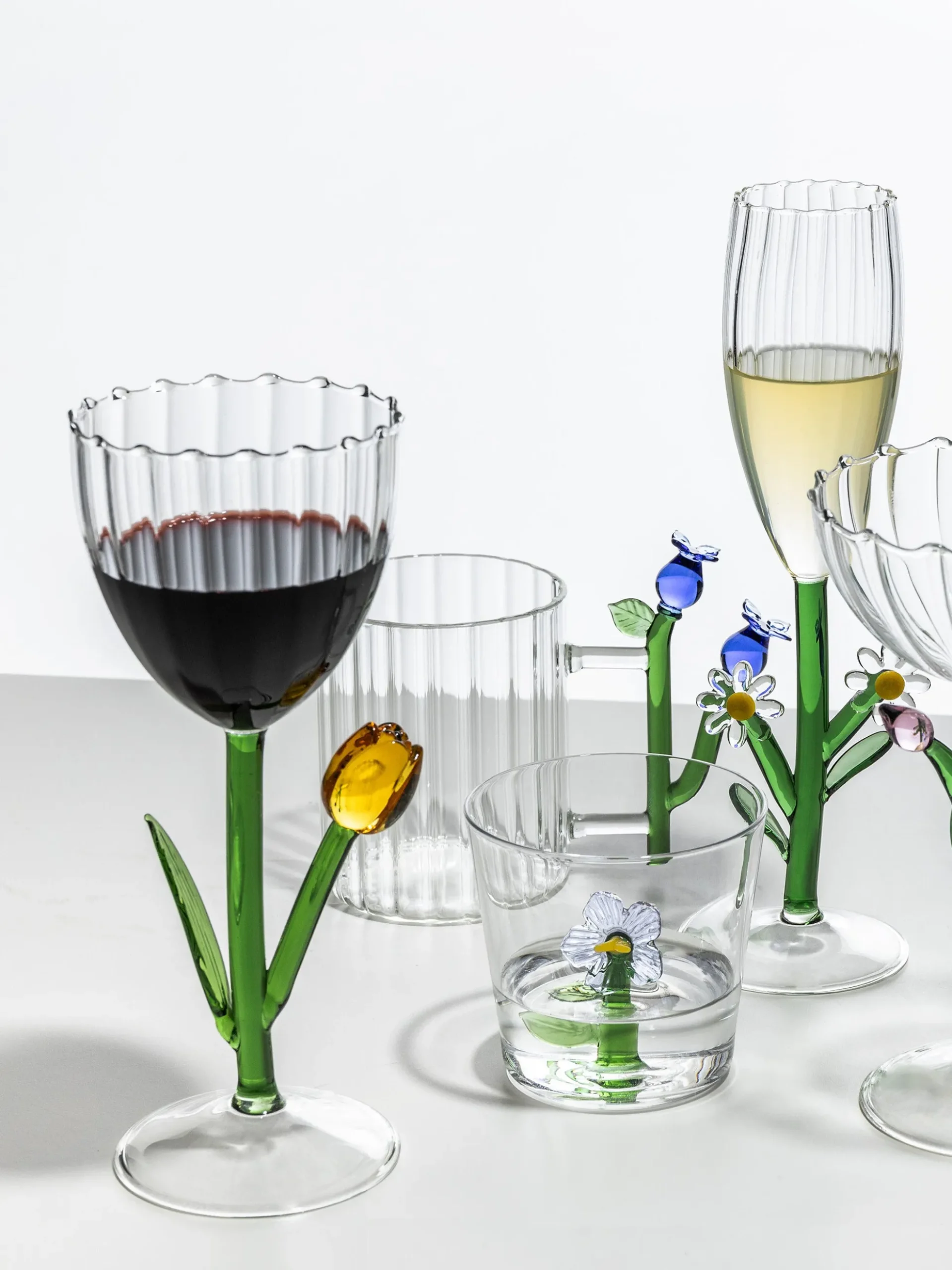 Bicchiere da vino fatto a mano in vetro borosilicato Botanica
