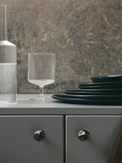 Bicchieri da vino in vetro soffiato con scanalatura in rilievo Ripple 2 pz