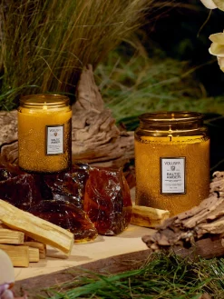 Candela profumata fatta a mano Japonica Collection (resina ambrata, legno di sandalo, cedro e orchidea vaniglia)