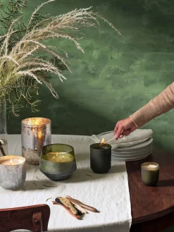 Candela profumata Refill (aghi di pino, cannella e muschio di quercia)