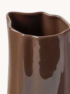 Caraffa in porcellana dalla forma organica Joana
