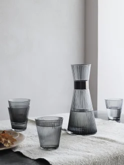 Caraffa in vetro soffiato fumé Grand Cru, 1 L