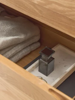 Cassettiera in legno di quercia Cadi