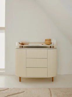 Cassettiera in legno fatta a mano Kai
