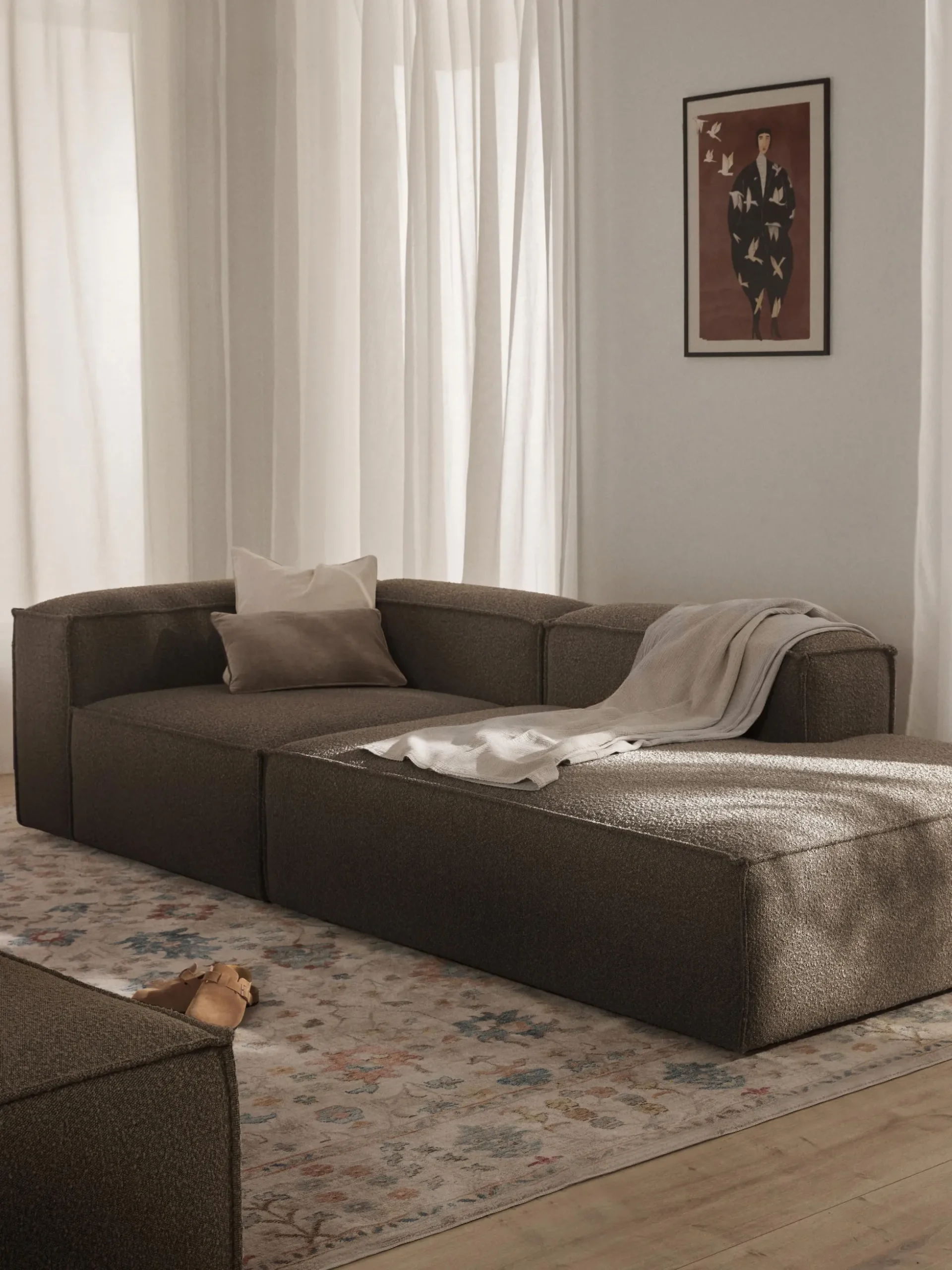 Chaise lounge componibile in bouclé Lennon