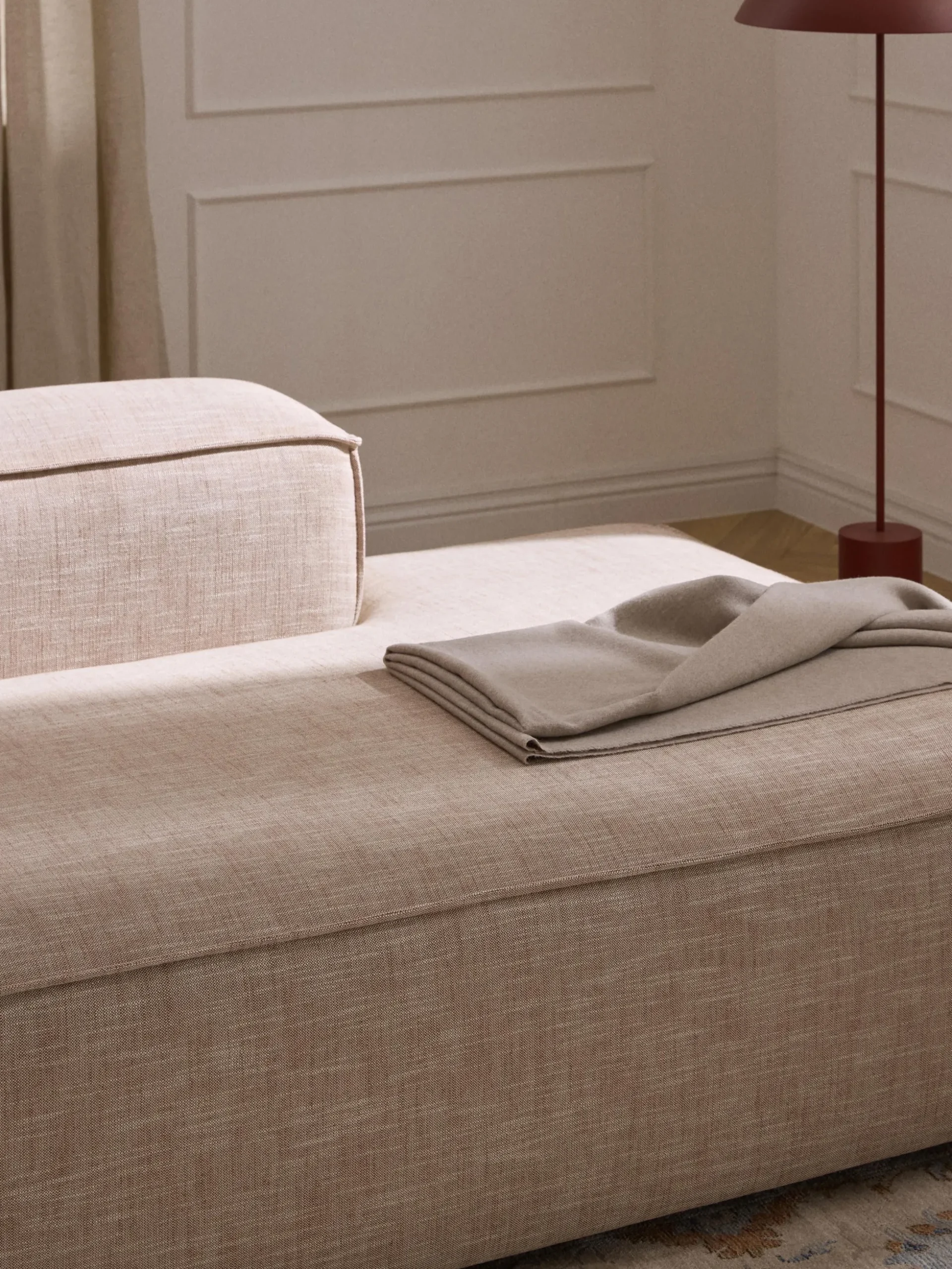 Chaise loungue componibile in misto lino Lennon