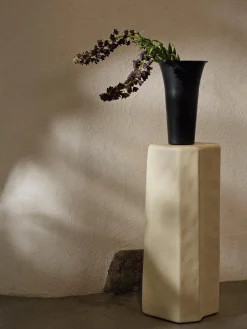 Colonna decorativa in cemento Staffa