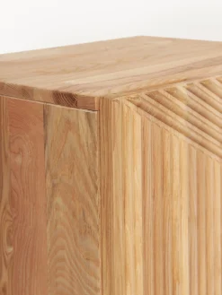 Comodino in legno di frassino Louis