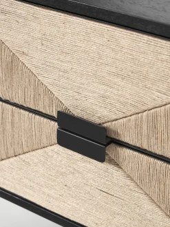 Comodino in legno di mango con cassetti June