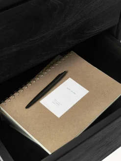 Comodino in legno di mango con cassetti Luca