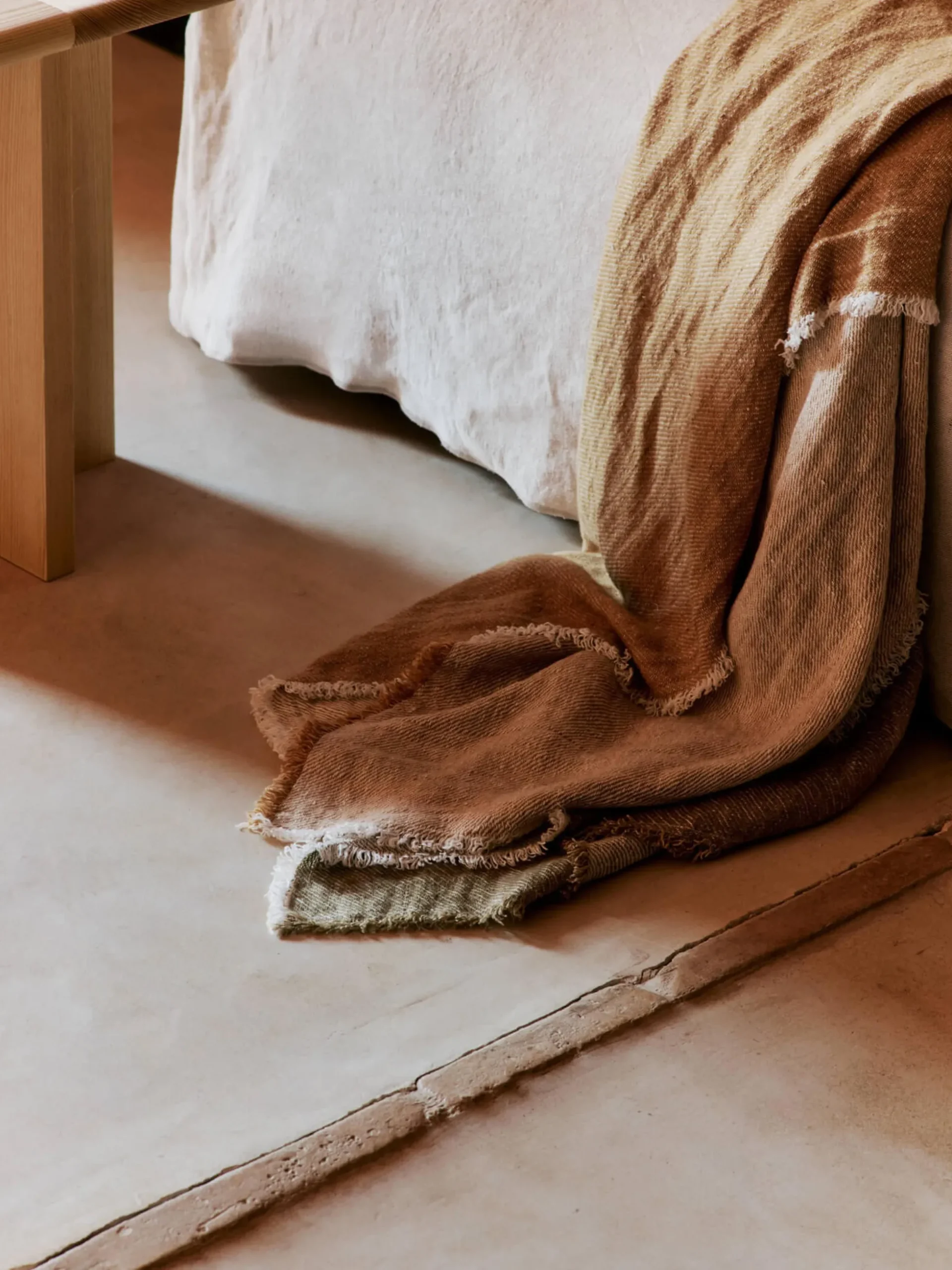 Coperta di lino tessuta a mano con frange Pila
