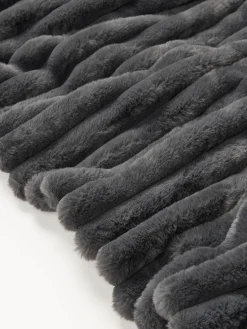 Coperta in ecopelliccia Lovey