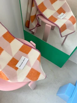Coperta in lana Cubics