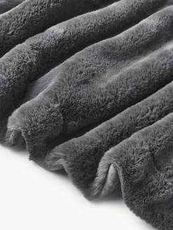Coperta morbida in ecopelliccia Mette