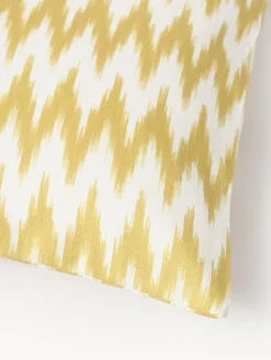 Copricuscino da esterno con motivo ikat Maillot