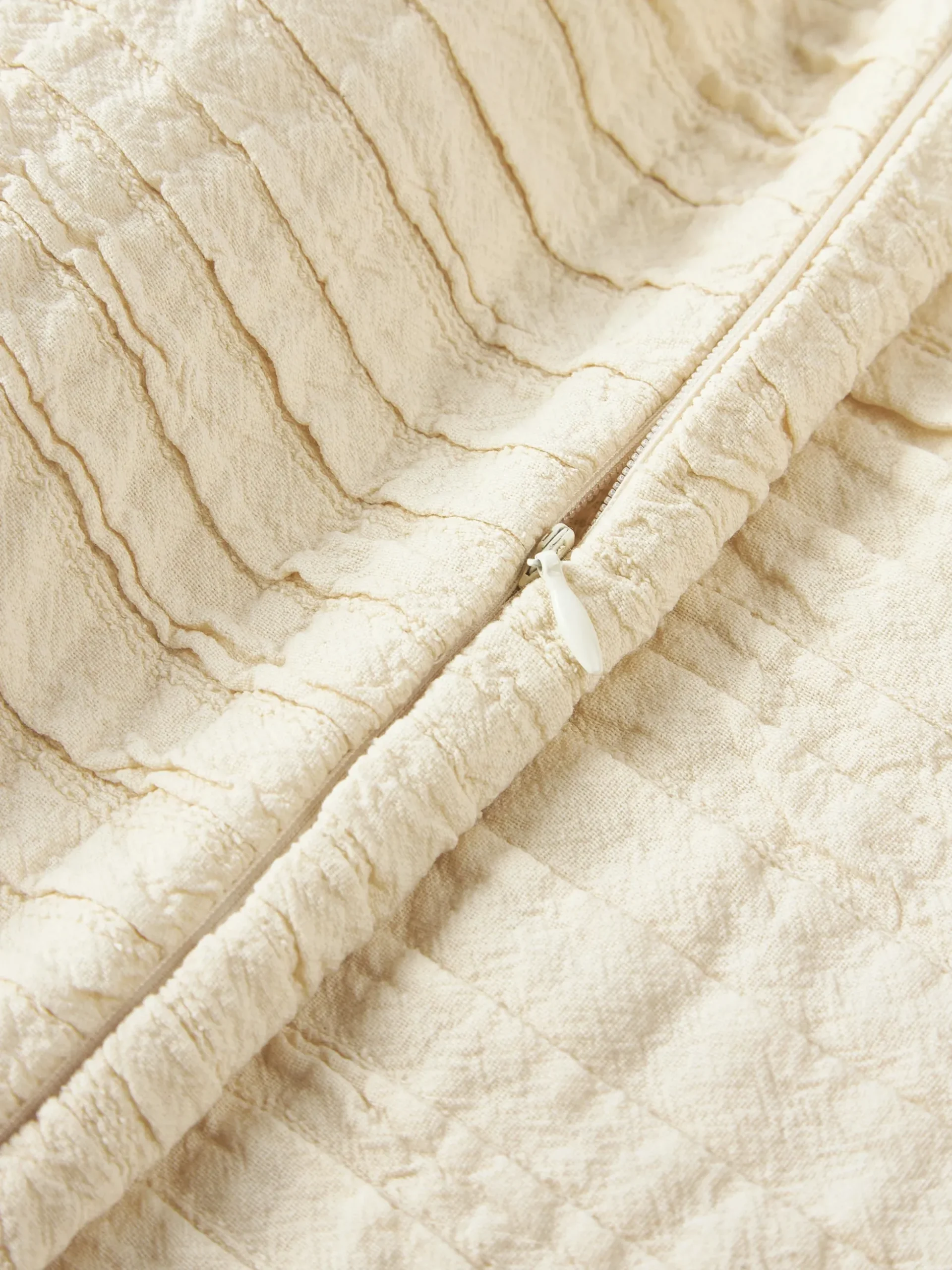 Copricuscino in cotone plisettato Artemis