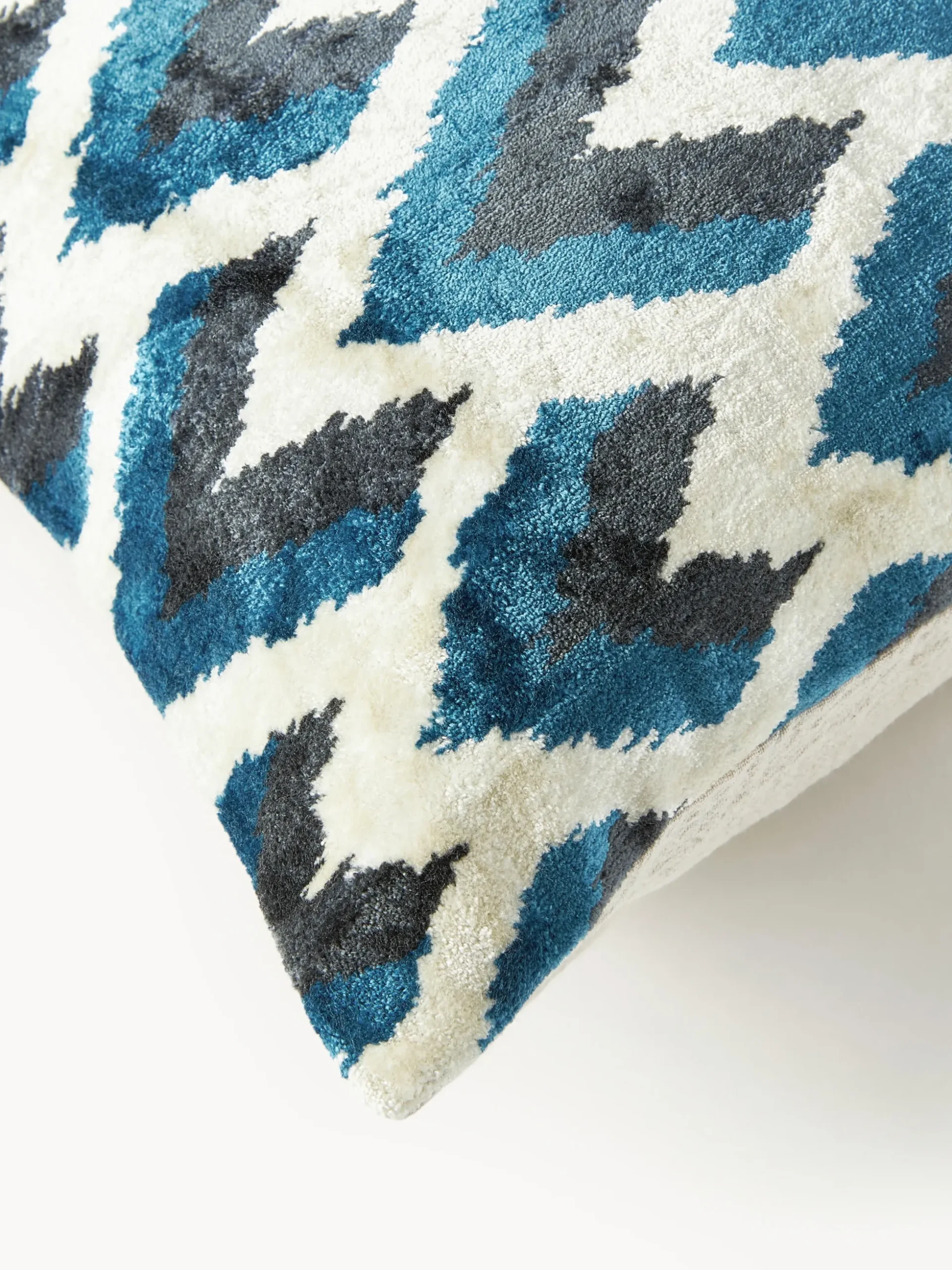 Copricuscino in viscosa con motivo jacquard tessuto Heron