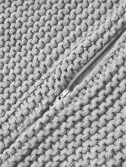Copricuscino lavorato a maglia in cotone organico Adalyn