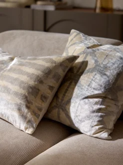 Copricuscino in viscosa con motivo jacquard Drew
