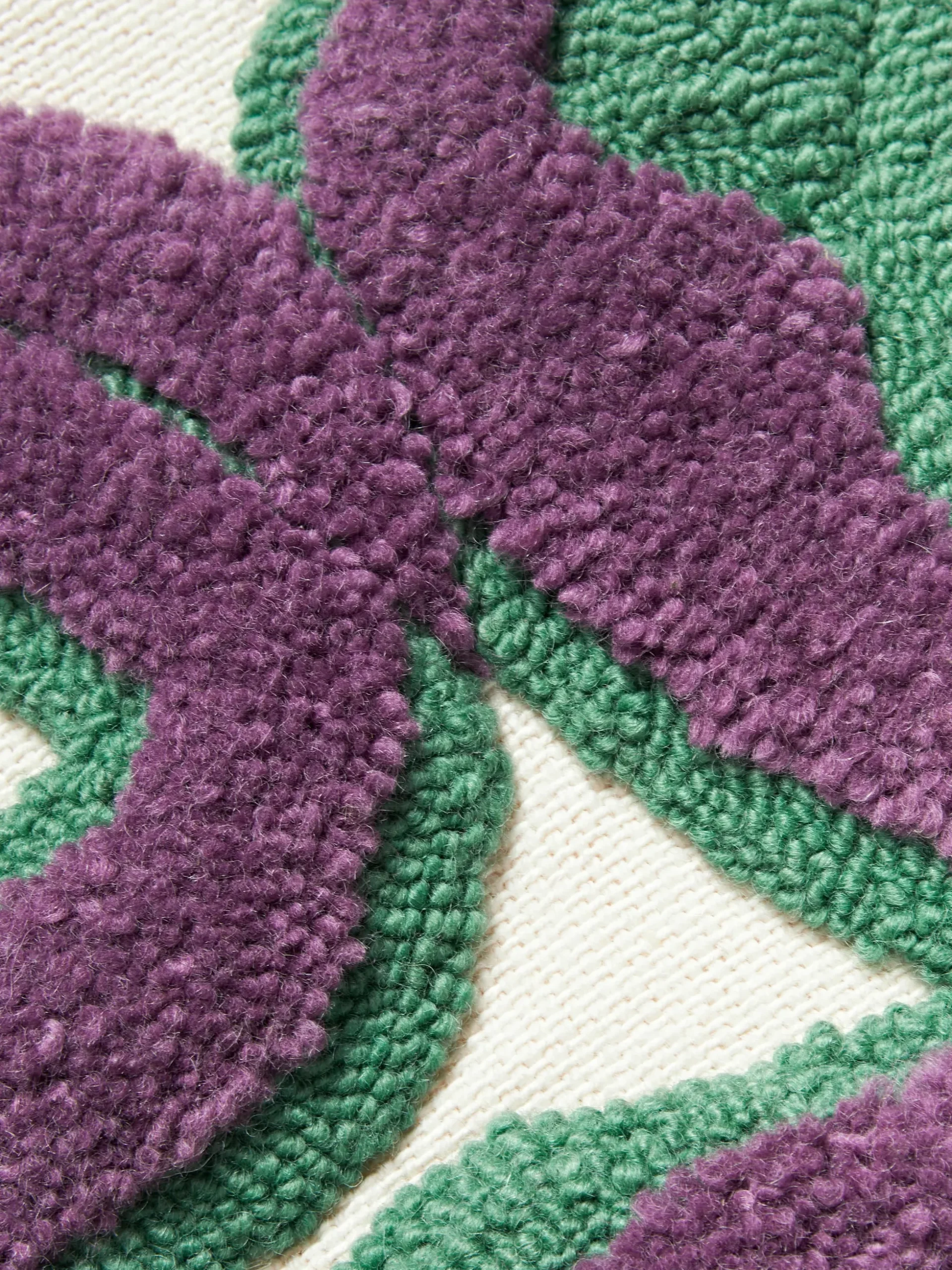 Copricuscino XL fatto a mano con design trapuntato Jiri