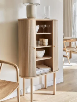 Credenza alta con frontale millerighe Calary