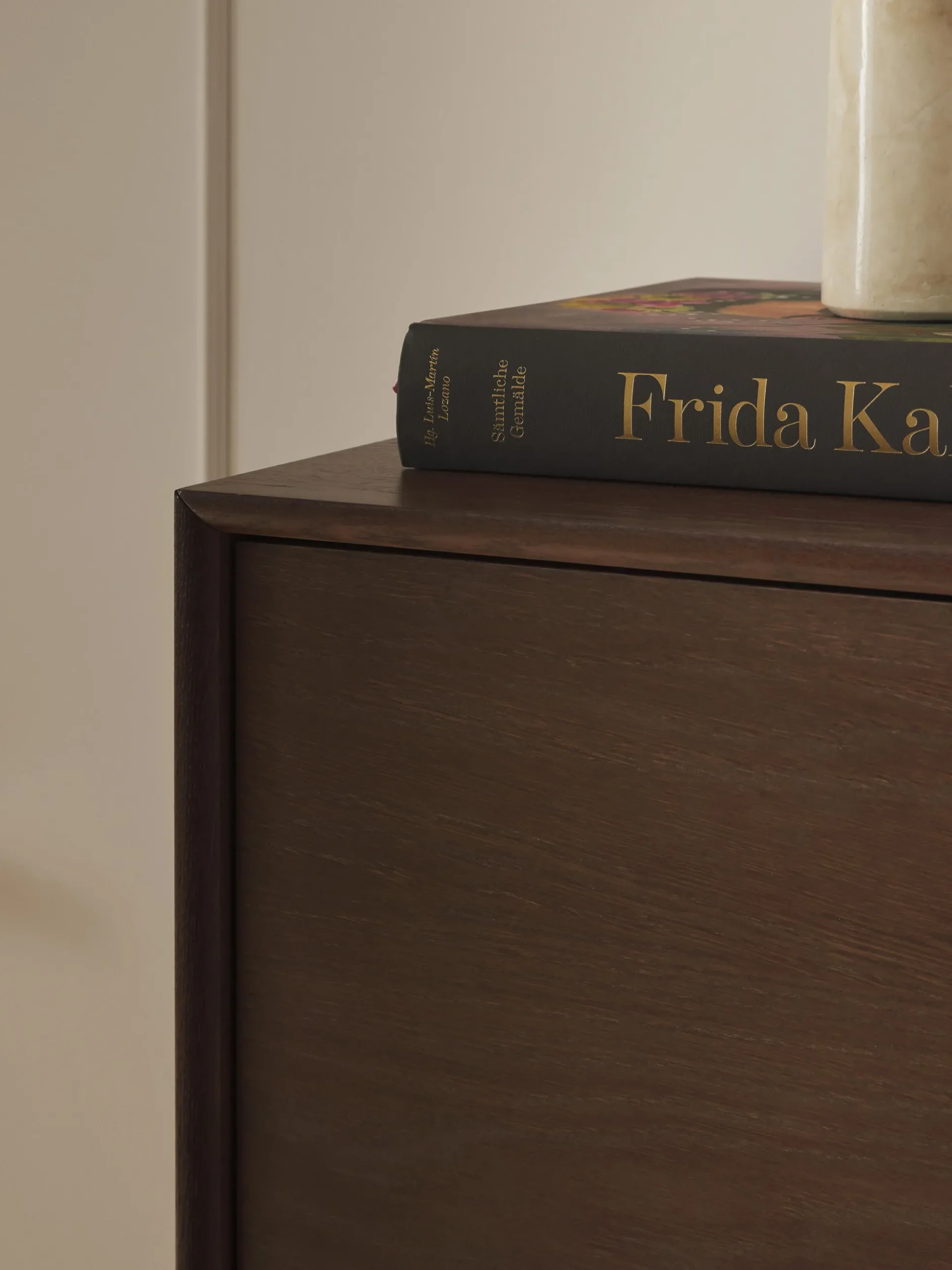 Credenza alta in legno di quercia Diana