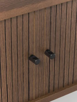 Credenza bassa con frontale millerighe Calary