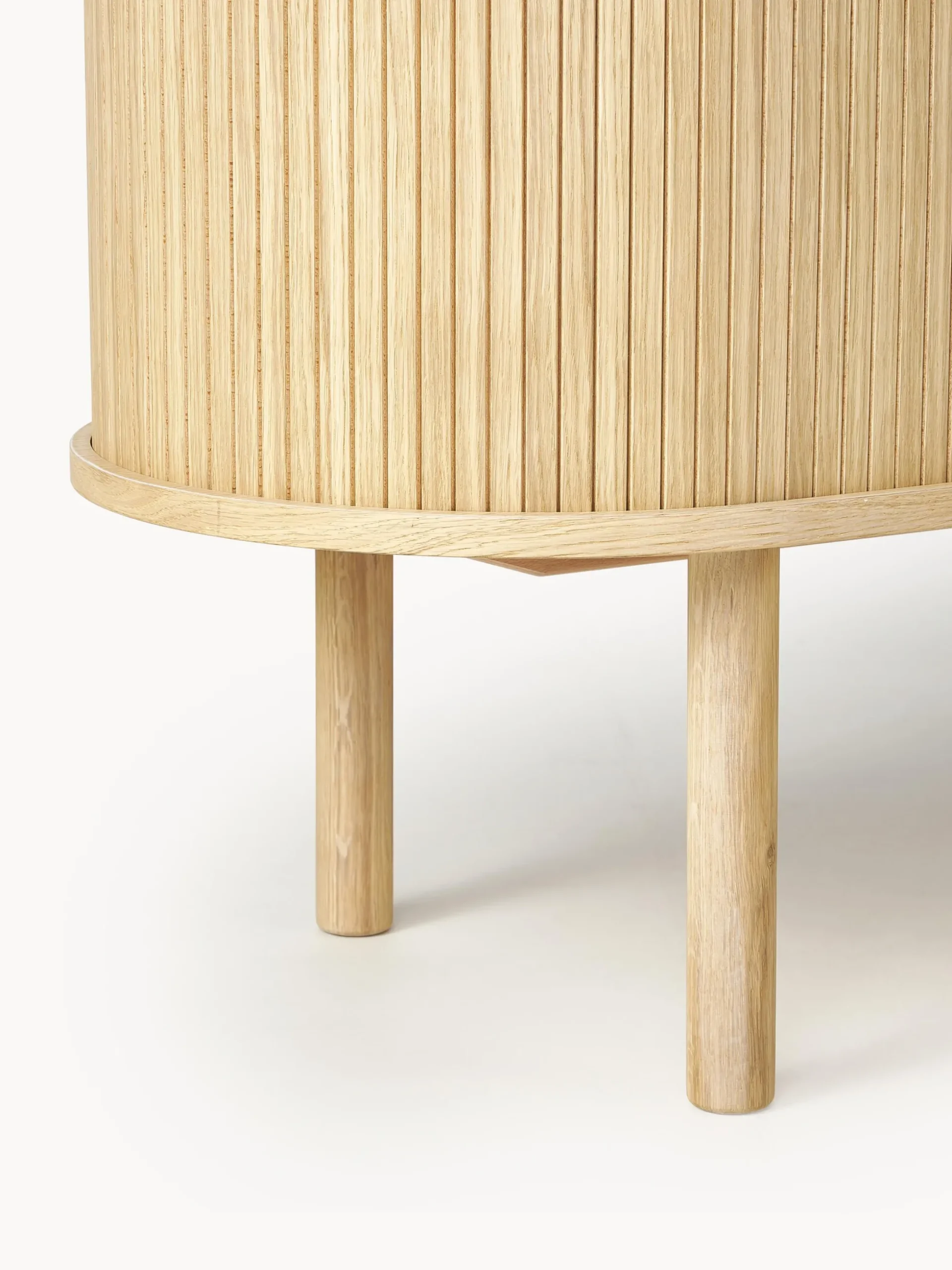 Credenza con frontale millerighe Calary