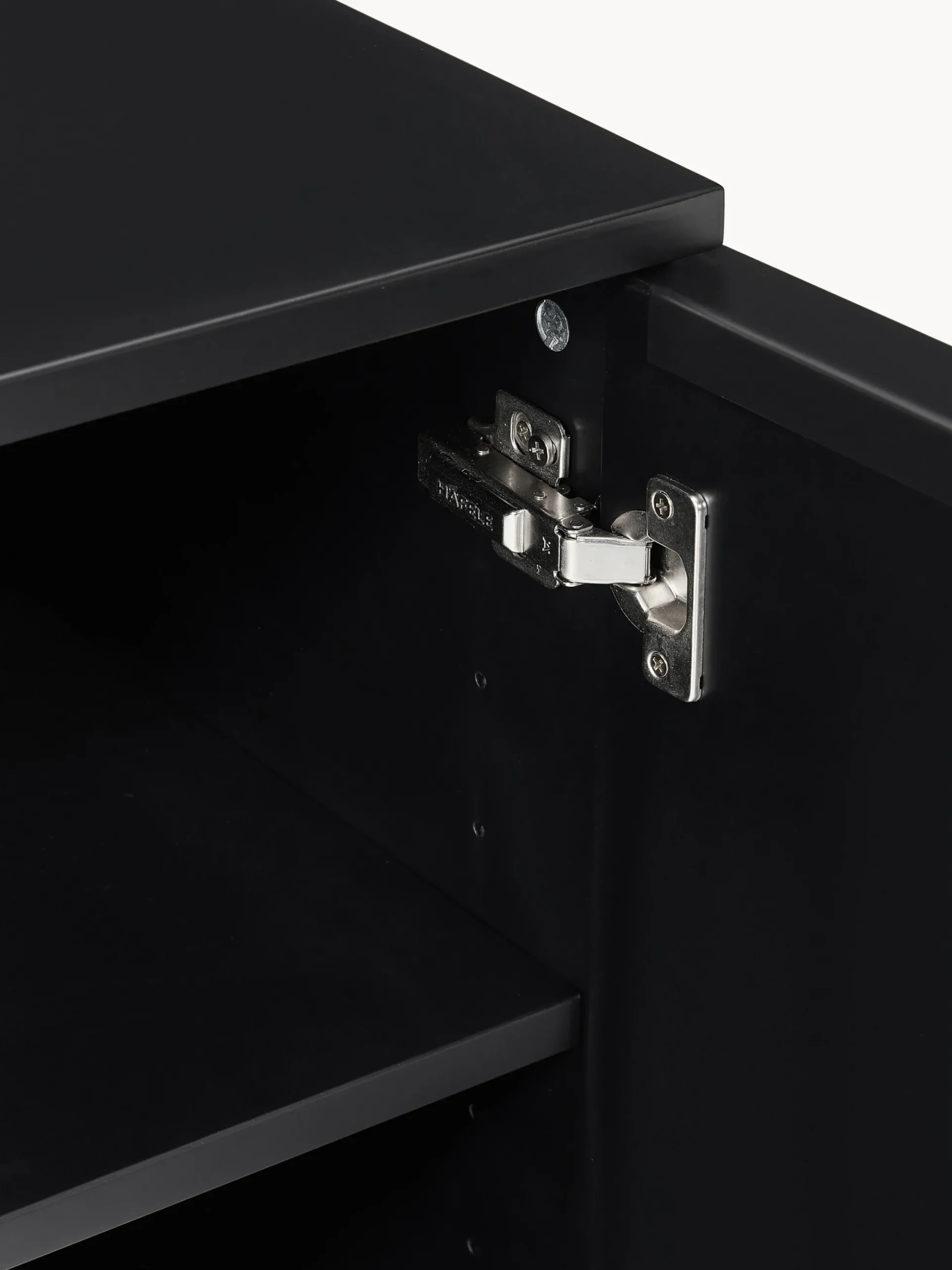 Credenza Elona