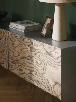 Credenza in legno Ako