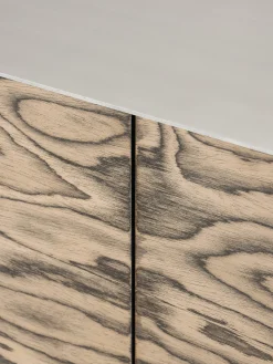 Credenza in legno Ako