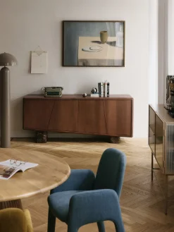 Credenza in legno con gambe in marmo Emperador Tundra