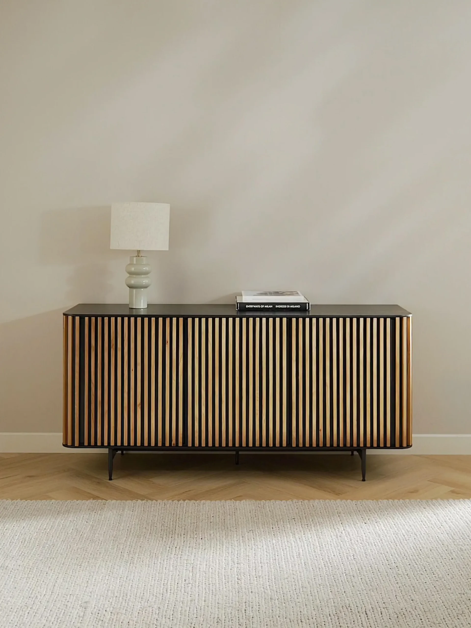 Credenza in legno Linea