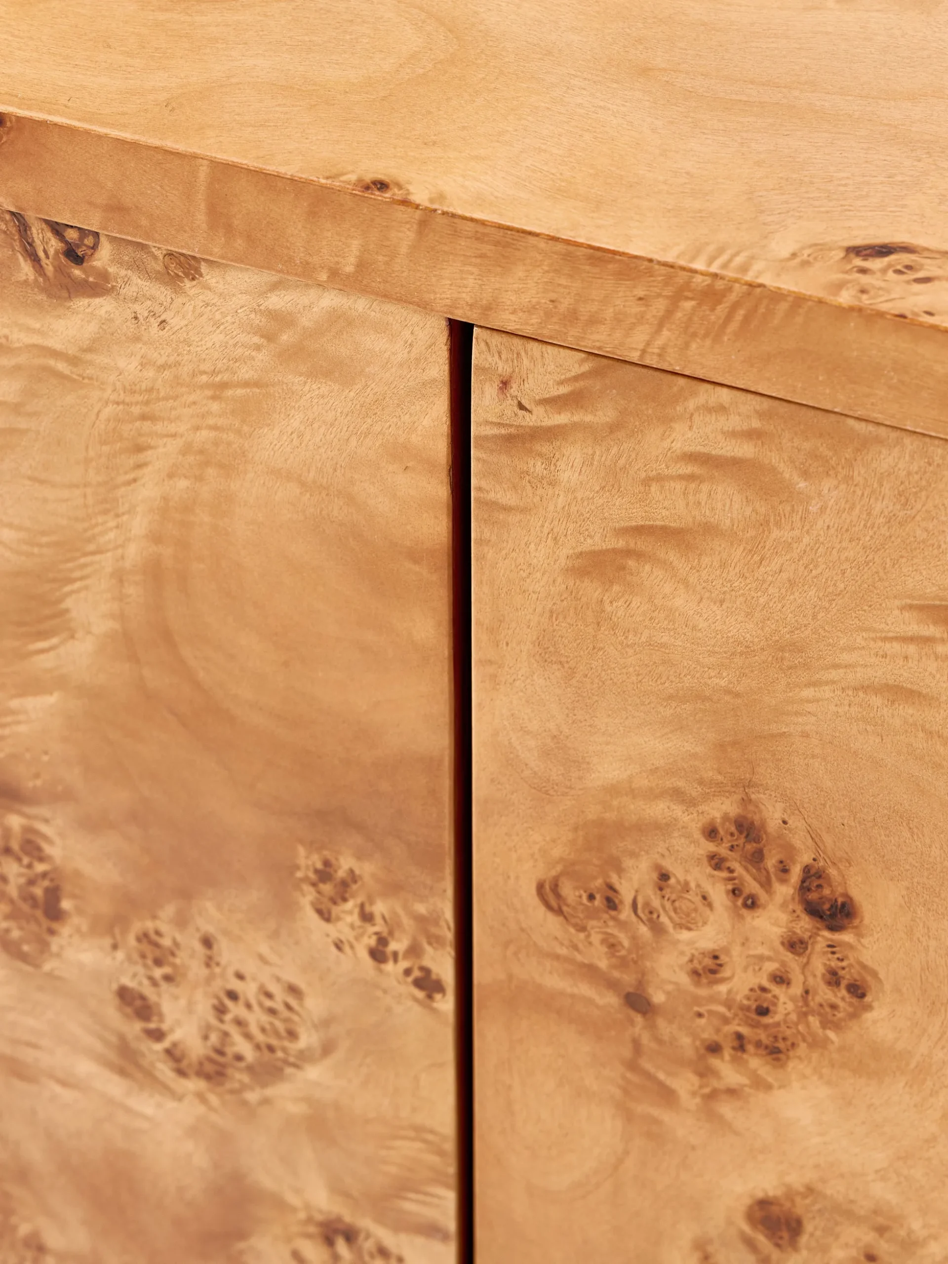 Credenza in legno Tobia