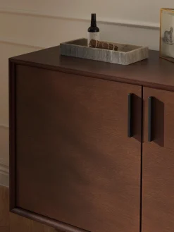 Credenza piccola in legno di quercia Diana