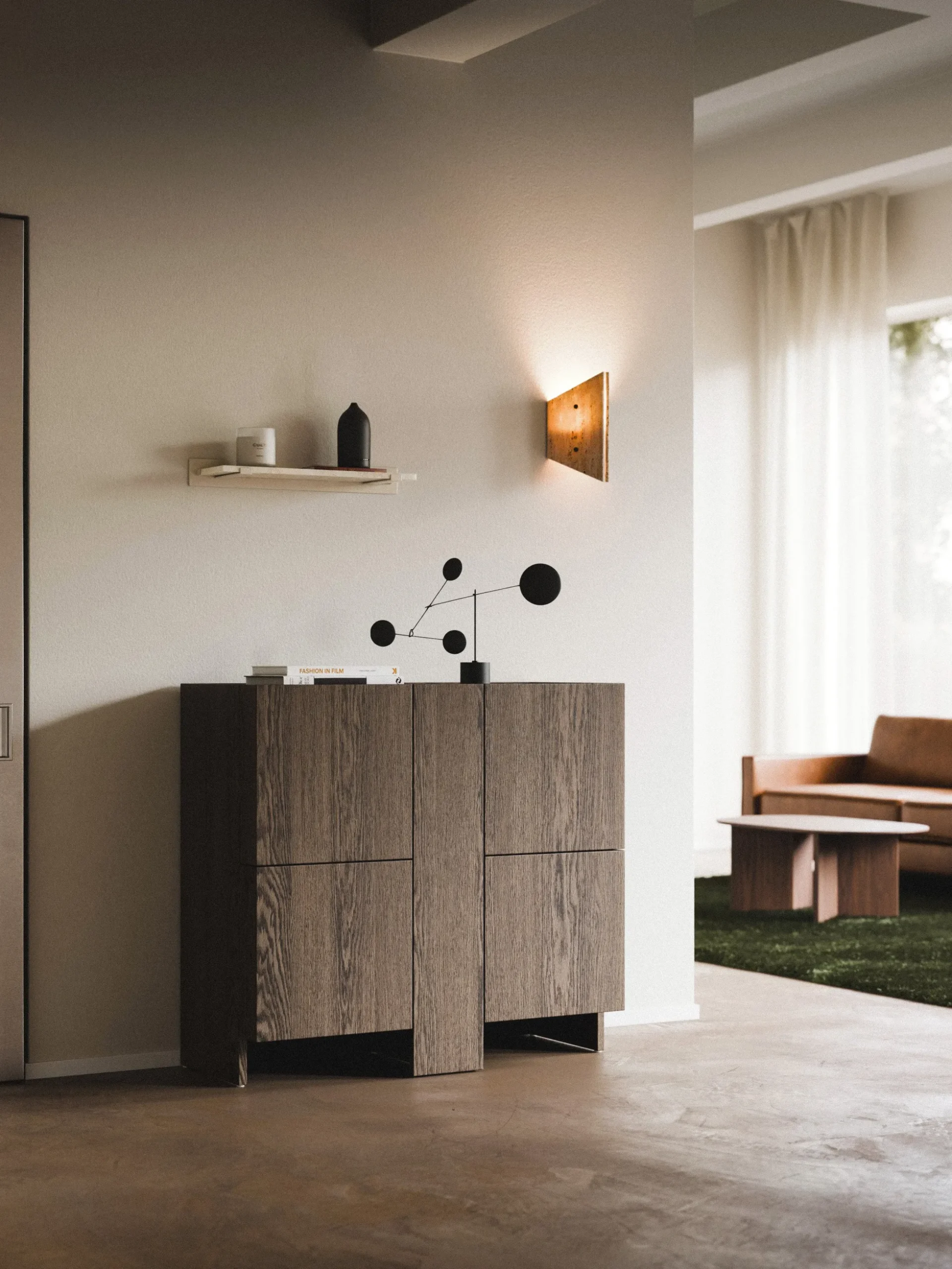 Credenza alta in legno Arden