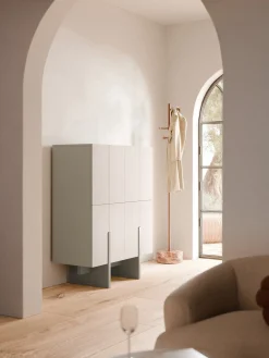 Credenza alta in legno Dado