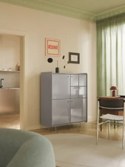 Credenza alta in metallo Coya