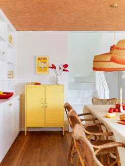 Credenza alta in metallo The Midi