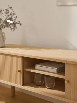 Credenza bassa con frontale millerighe Calary
