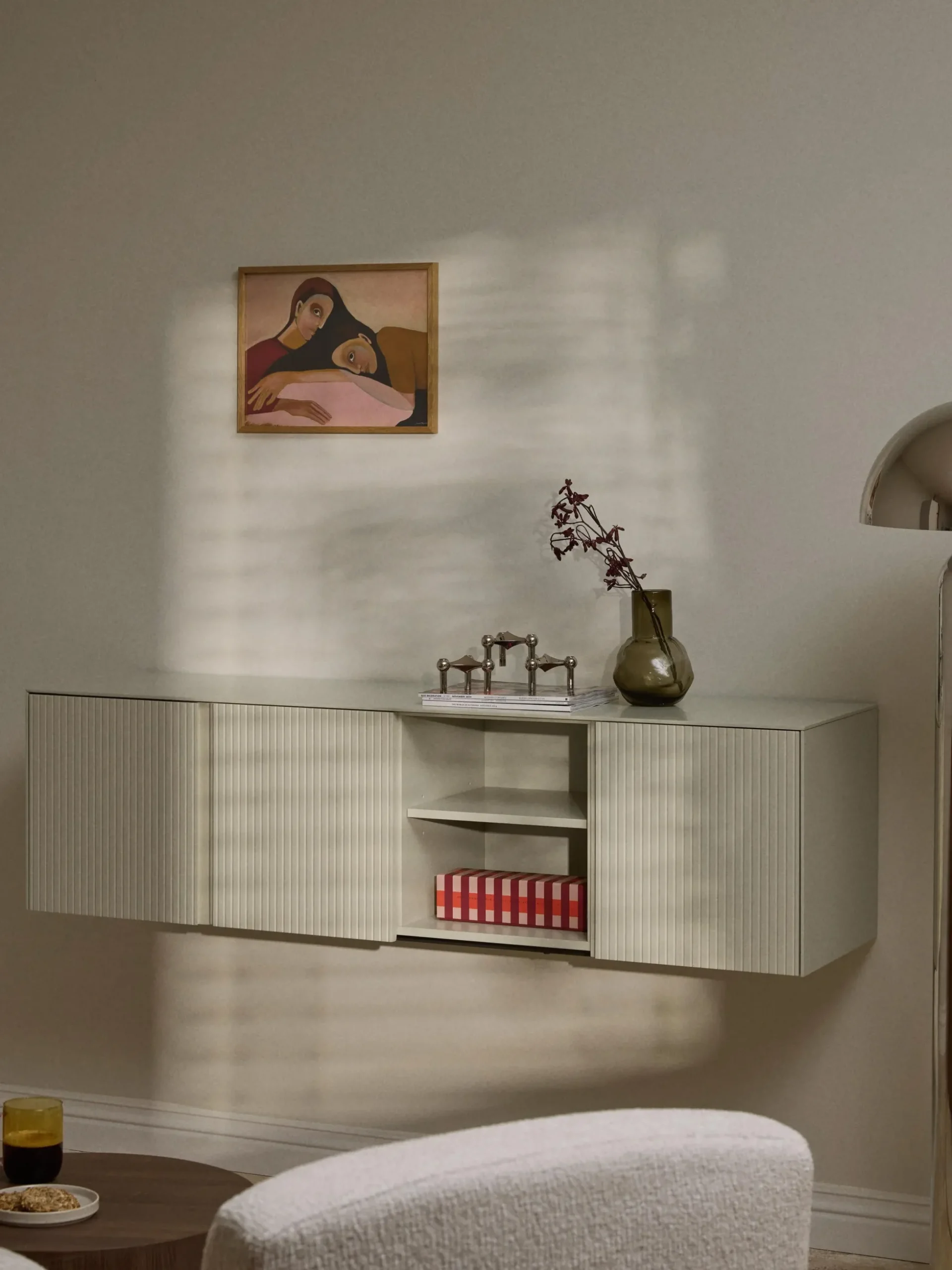 Credenza bassa con fronte millerighe Shea