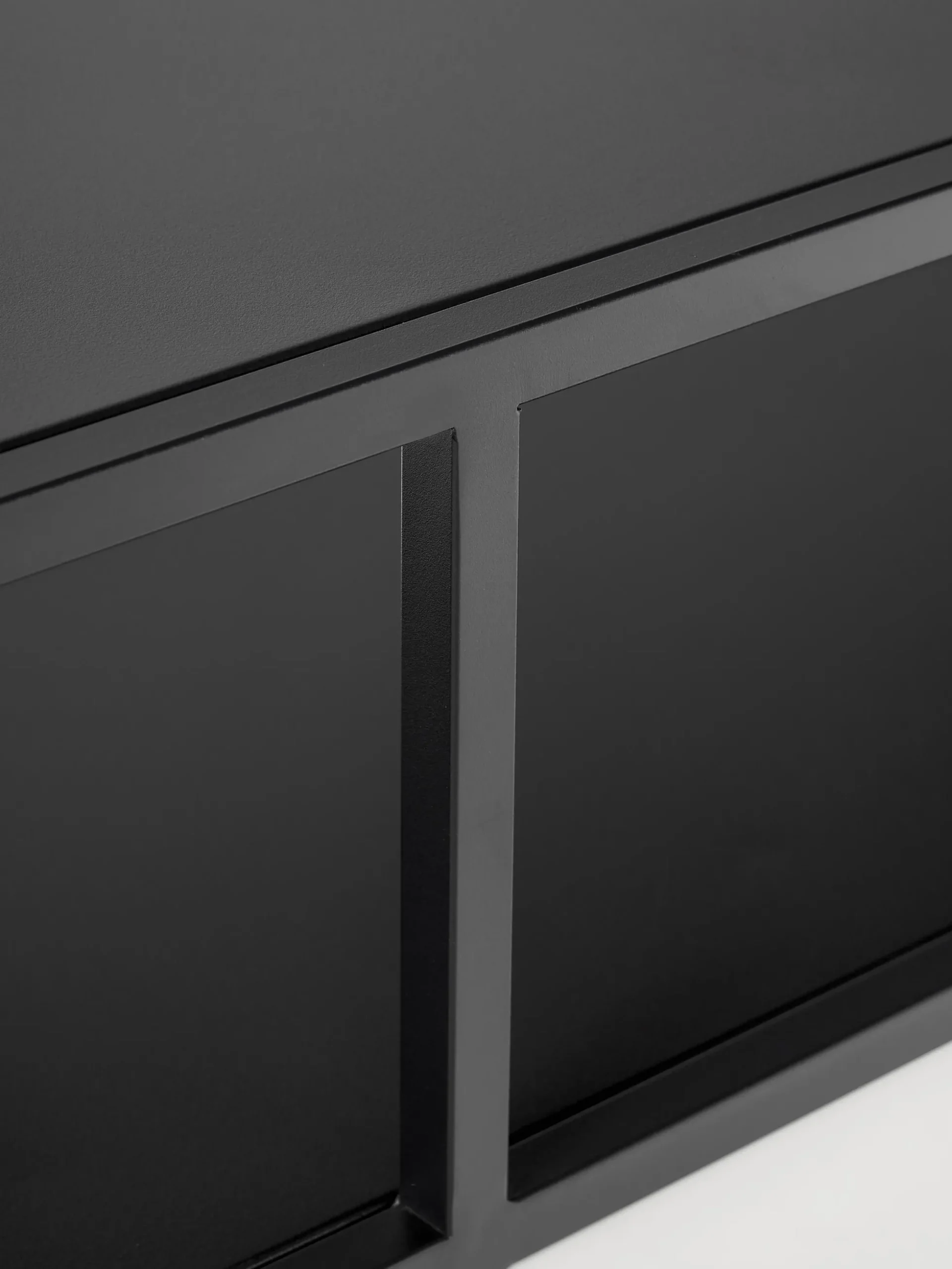 Credenza bassa in metallo Neptun