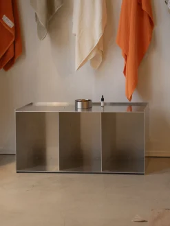 Credenza bassa Rivet