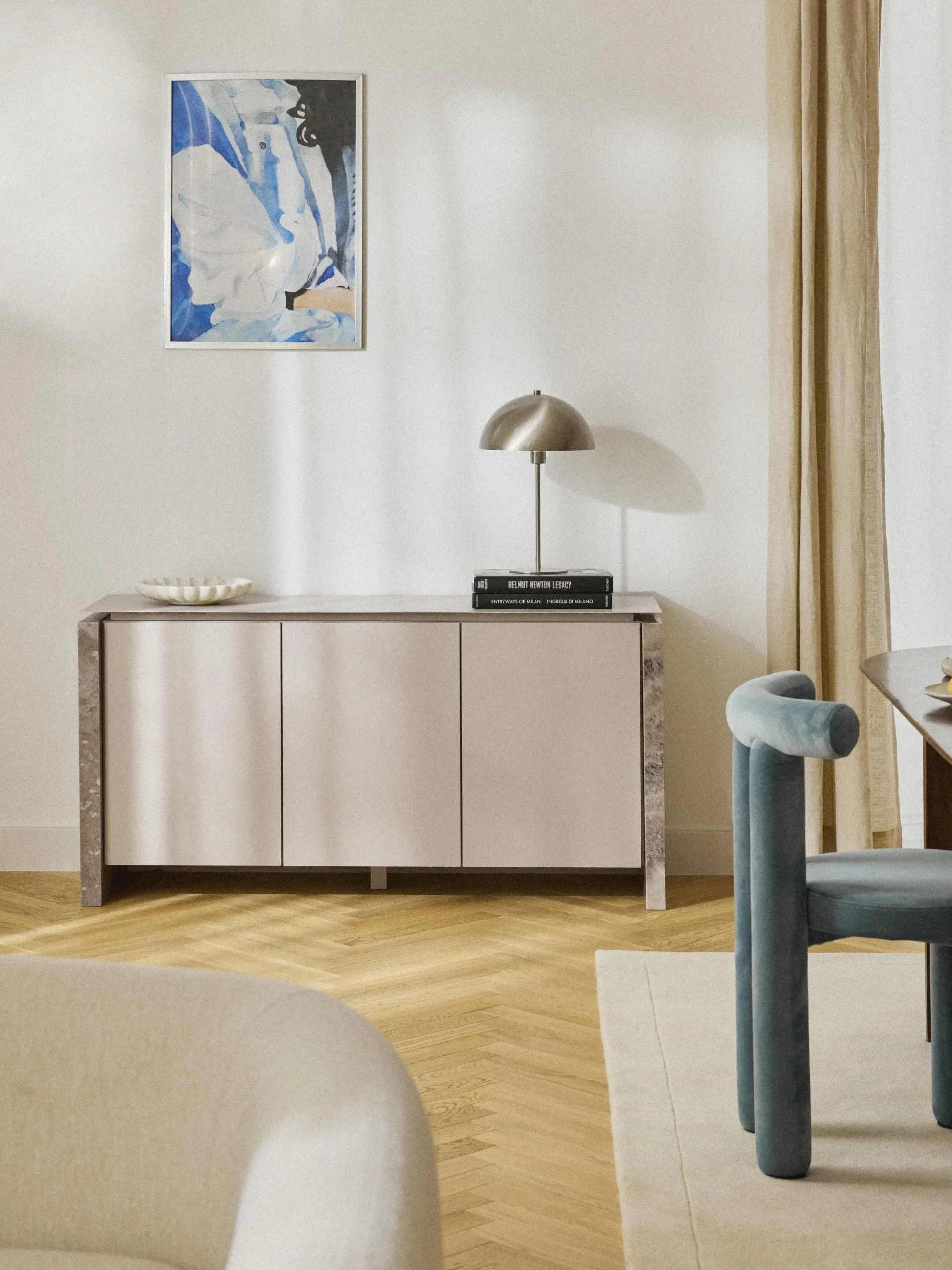 Credenza con gambe in marmo Bruce