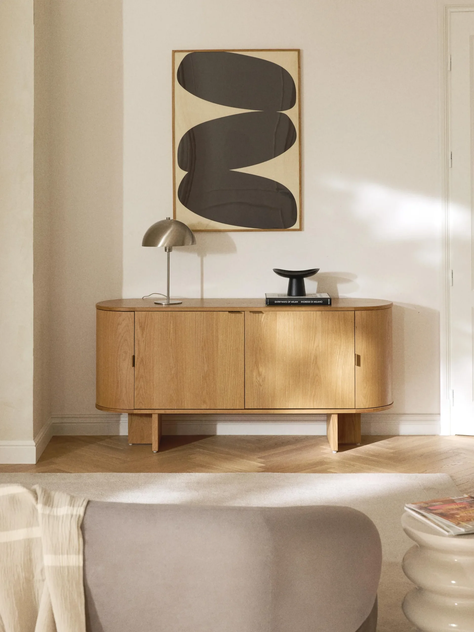 Credenza in legno con angoli arrotondati Zumi